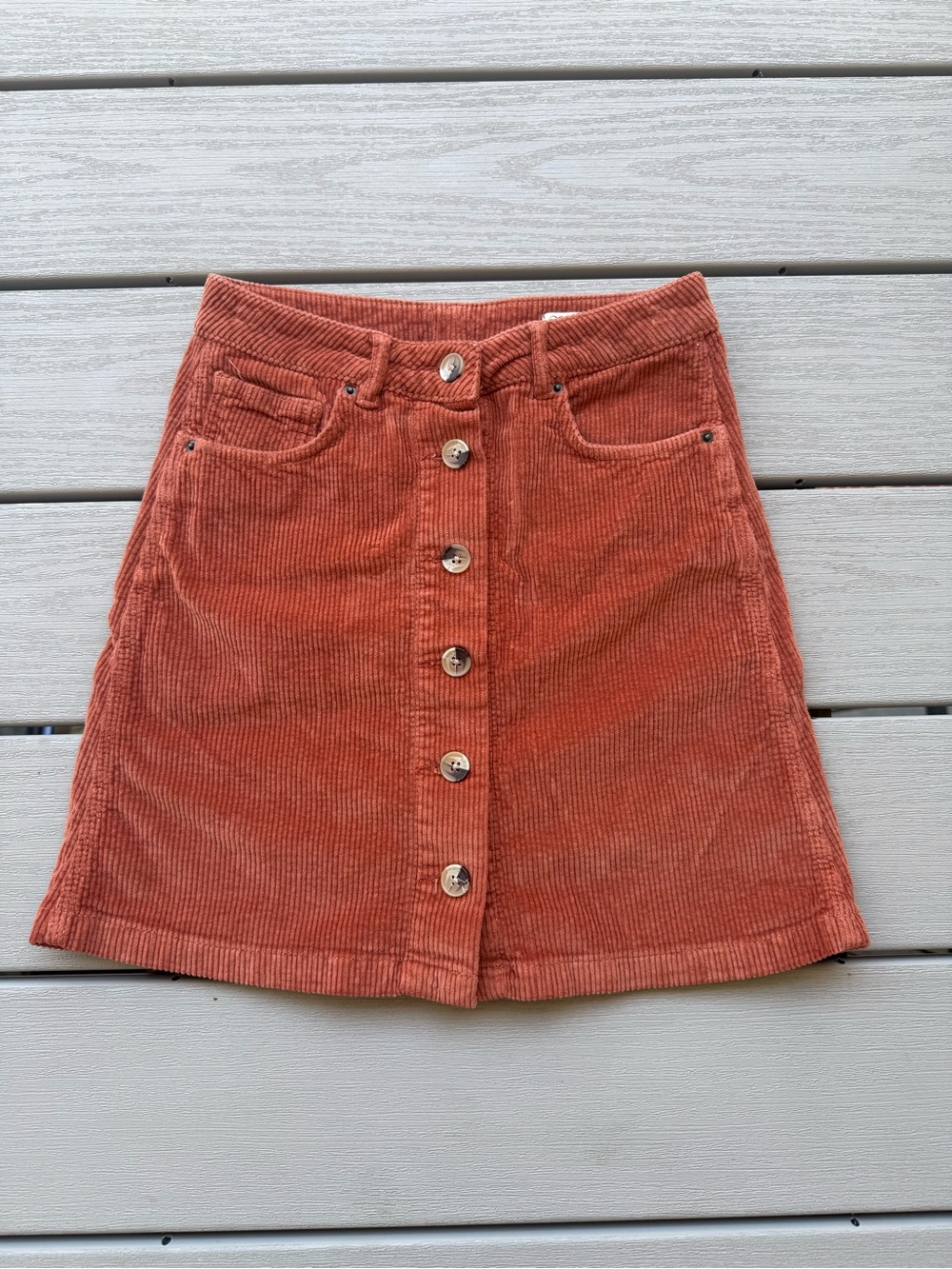 Faherty Ellington Corduroy Mini Skirt XS – Gingerbread Button Front